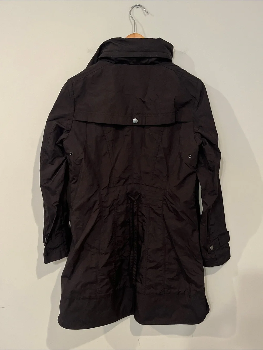 NWOT Black Lightweight Women's Trench Rain Coat With Hidden Hood